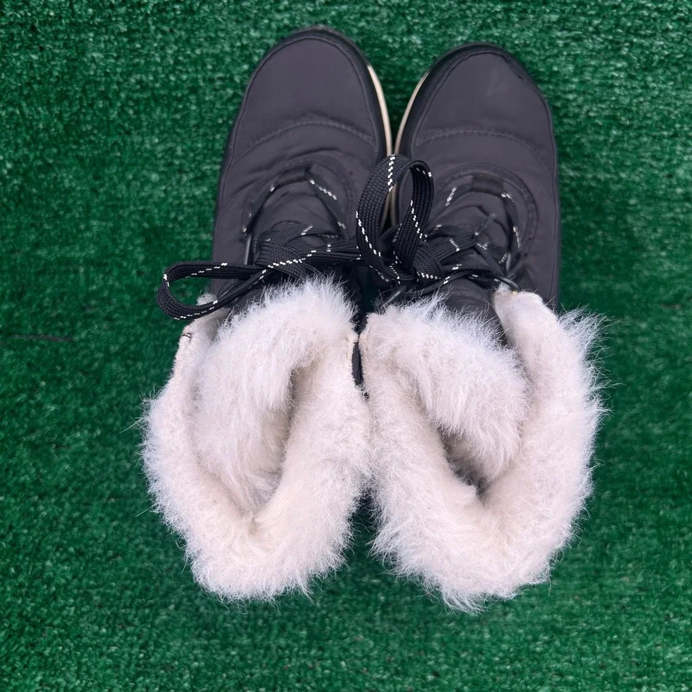 Sorel Whitney Short Waterproof Winter Boots Black Faux Fur NL2776-010 Womens 7.5